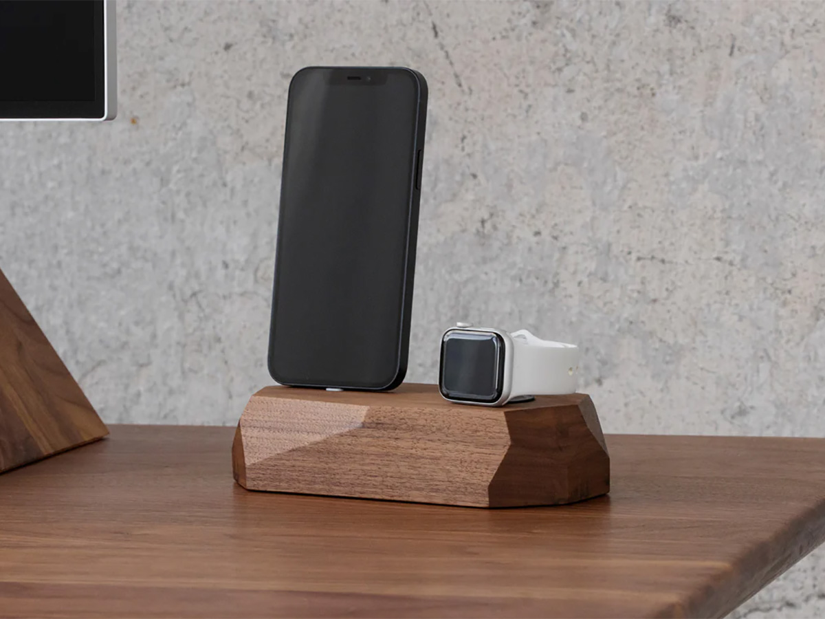 Oakywood Combo Dock Walnut - Houten USB-C & Apple Watch Dock