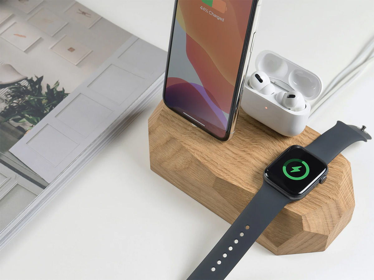 Oakywood Triple Dock Oak - Houten USB-C & Apple Watch Dock