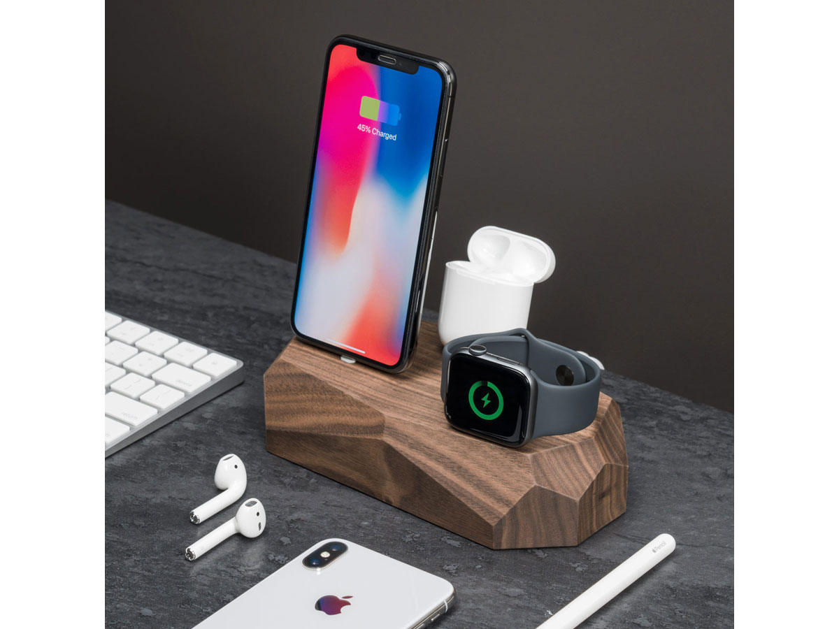 Oakywood Triple Dock Walnut - Houten USB-C & Apple Watch Dock