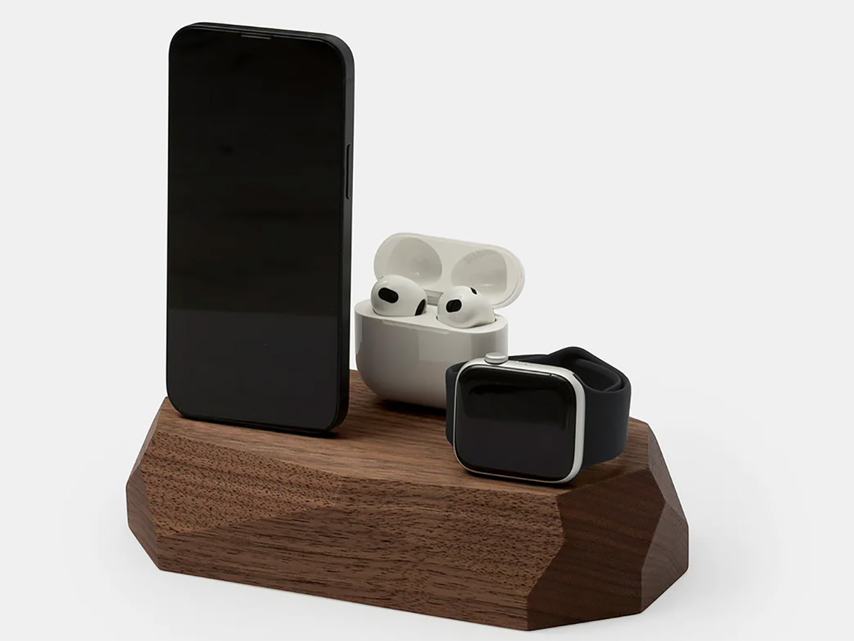 Oakywood Triple Dock Walnut - Houten USB-C & Apple Watch Dock