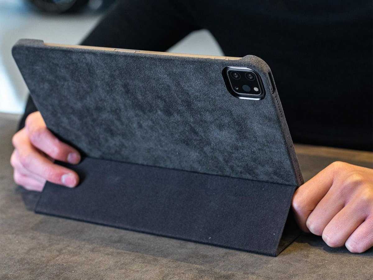 Alcanside Alcantara Case Space Grey - iPad Pro 11 (M4) hoesje