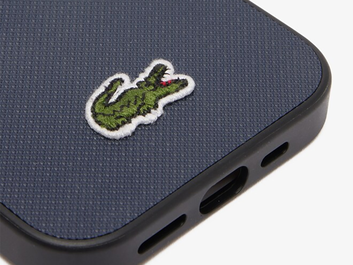 Lacoste Petit Piqué MagSafe Case Donkerblauw - iPhone 16 hoesje