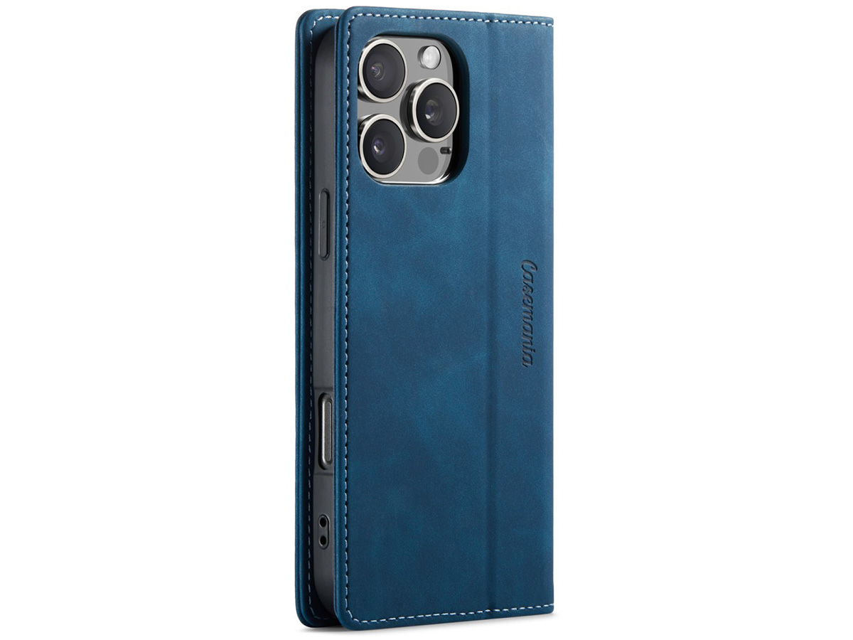 CaseMania Vintage Slim Bookcase Donkerblauw - iPhone 16 Pro hoesje