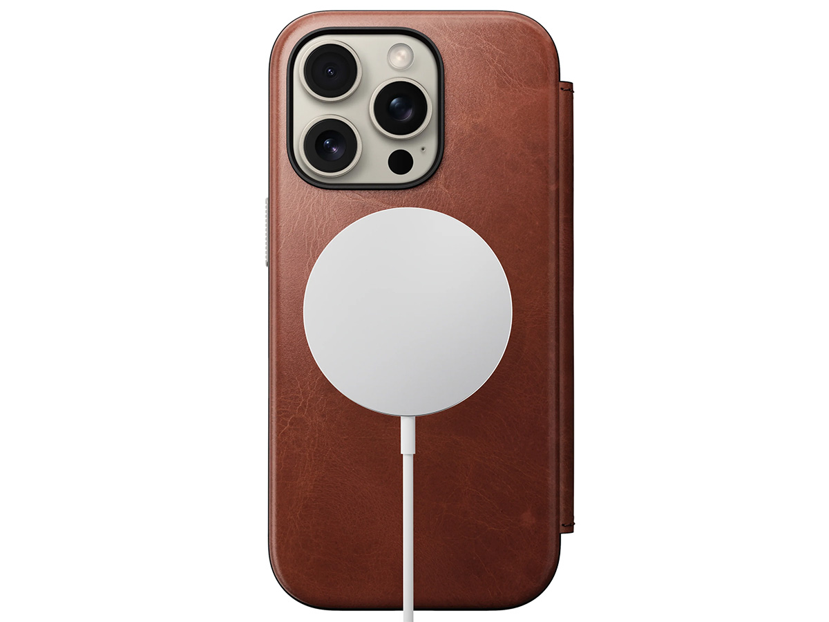 Nomad Modern Horween Leather Folio Cognac - iPhone 16 Pro hoesje