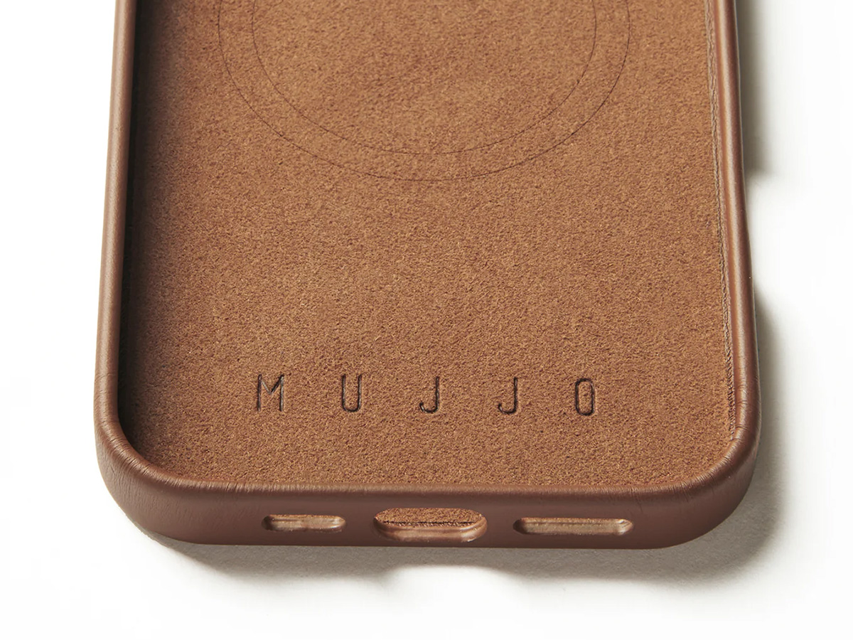 Mujjo Full Leather MagSafe Case Dark Tan - iPhone 16 Pro Max Hoesje Leer