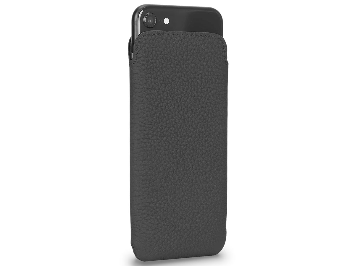Sena UltraSlim Sleeve Zwart Leer - iPhone SE / 8 / 7 / 6(s) hoesje