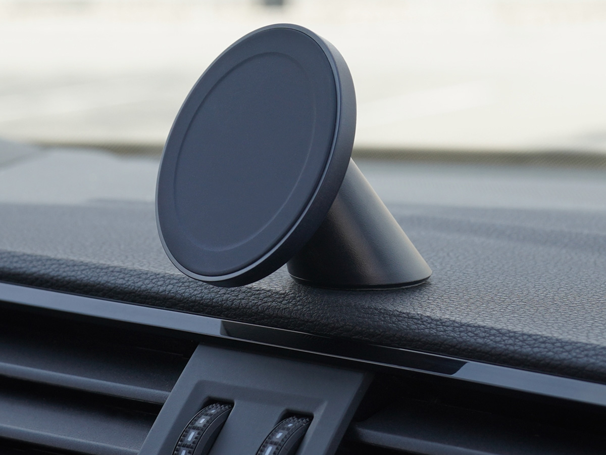 iOttie Velox Mini Magnetic Dash Mount - MagSafe Autohouder