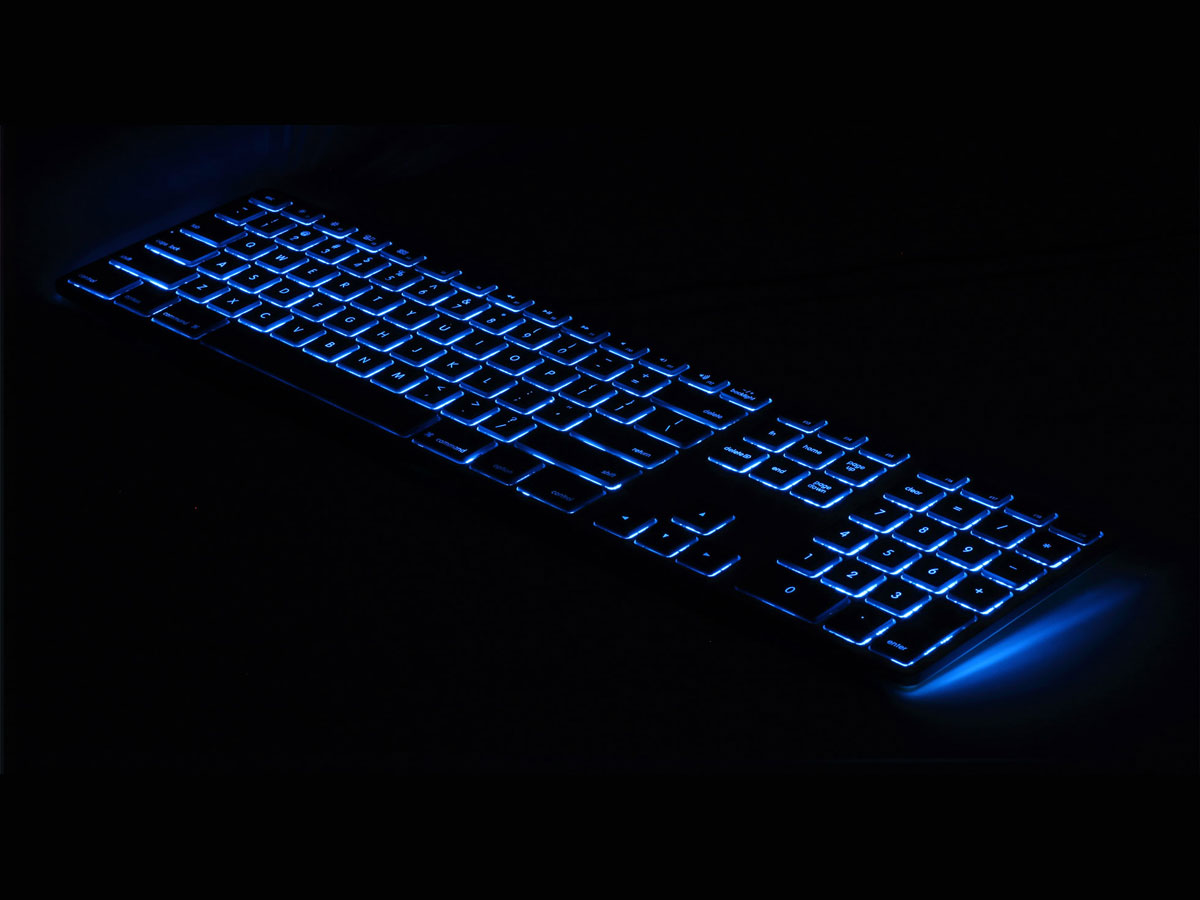 Lastig Uithoudingsvermogen Verheugen Matias RGB Wired Aluminum Keyboard voor PC | QWERTY