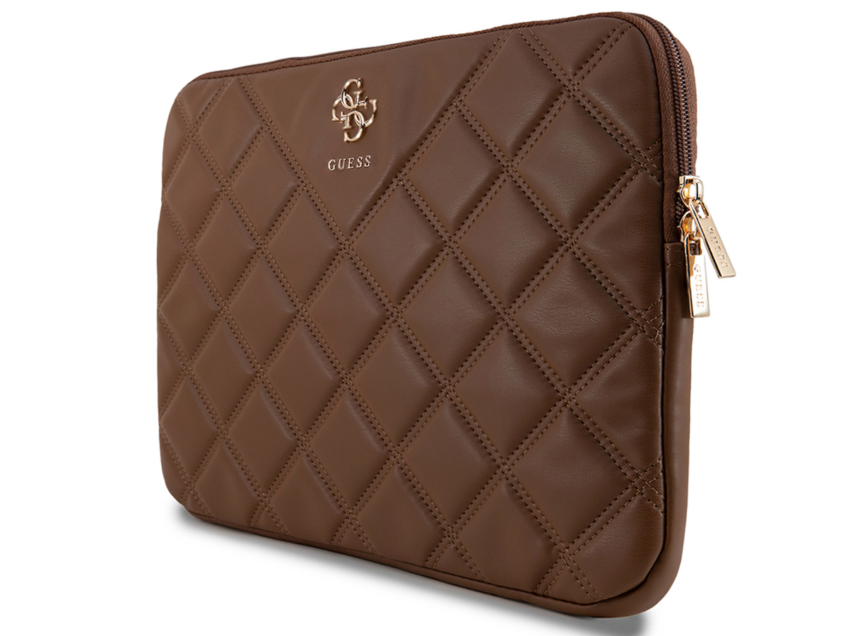 Guess Big 4G Quilted Laptop Sleeve Bruin - MacBook 13